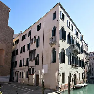 Apart-hotel Ca' Foscolo